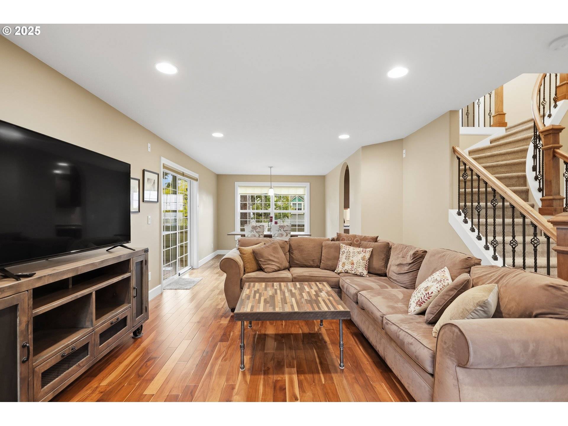 Hood River, OR 97031,602 FRANKTON RD