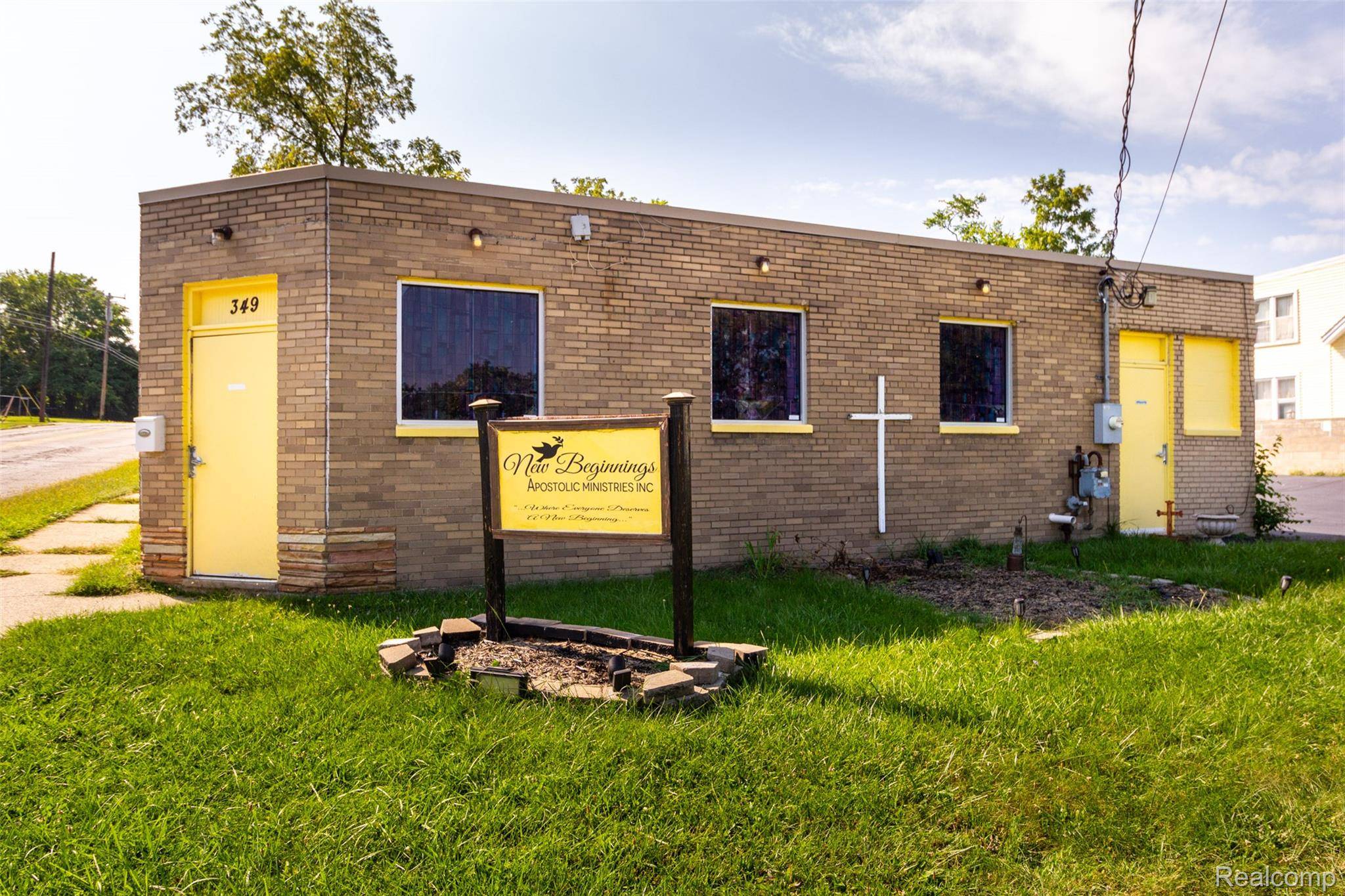 349 E Pike ST, Pontiaccity_oakland, MI 48342