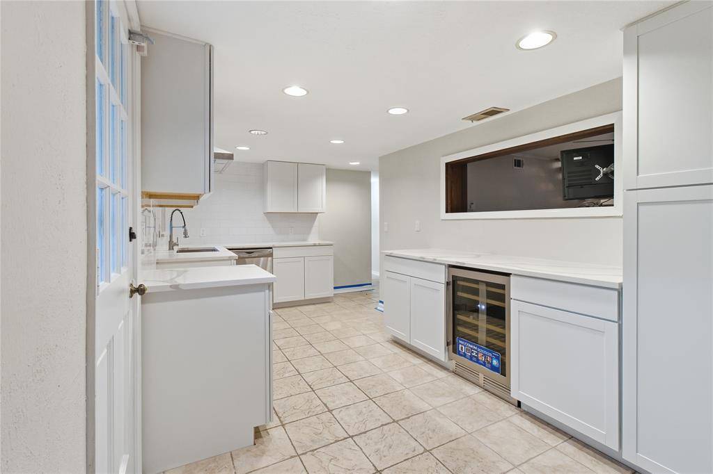 Irving, TX 75062,1223 Farnham Court E