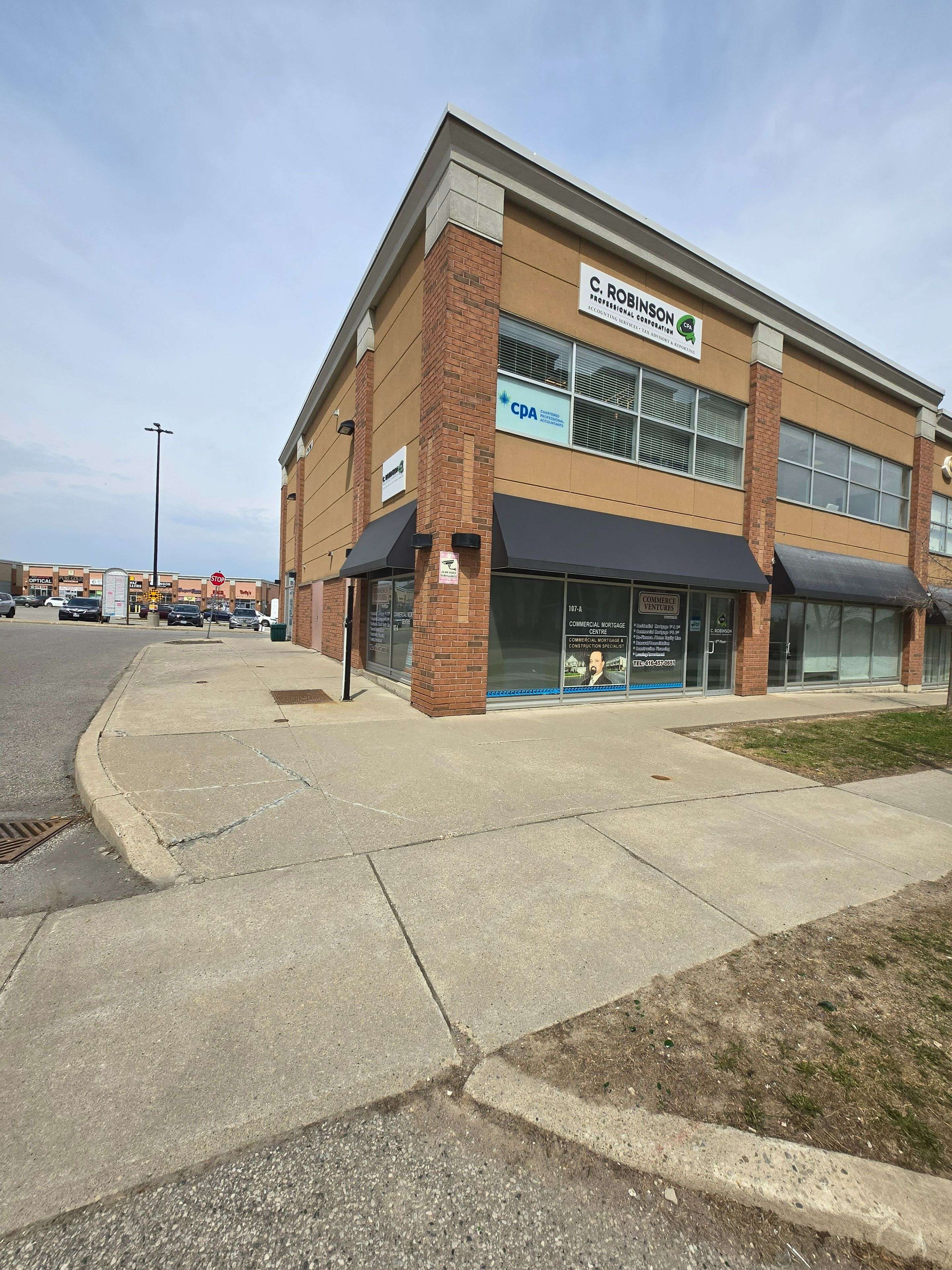 Markham, ON L3S 0B5,40 New Delhi DR #108