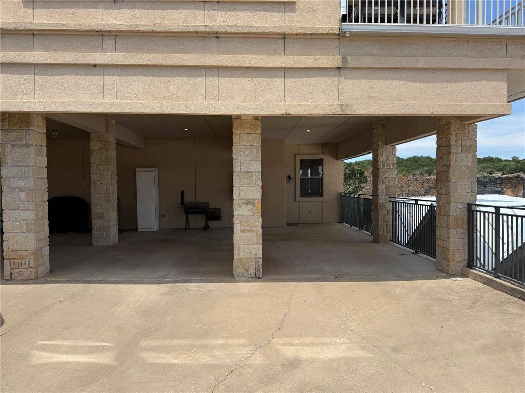 Strawn, TX 76475,3003 Upcreek Alley #18