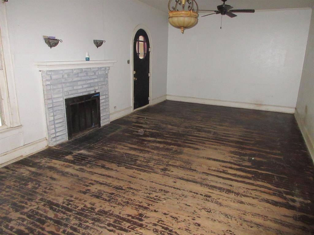 Hosston, LA 71043,14924 Parkway Drive