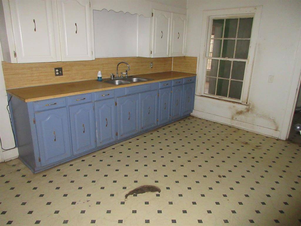 Hosston, LA 71043,14924 Parkway Drive