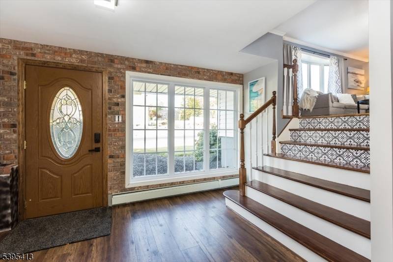 Verona Twp., NJ 07044,179 Grove Ave