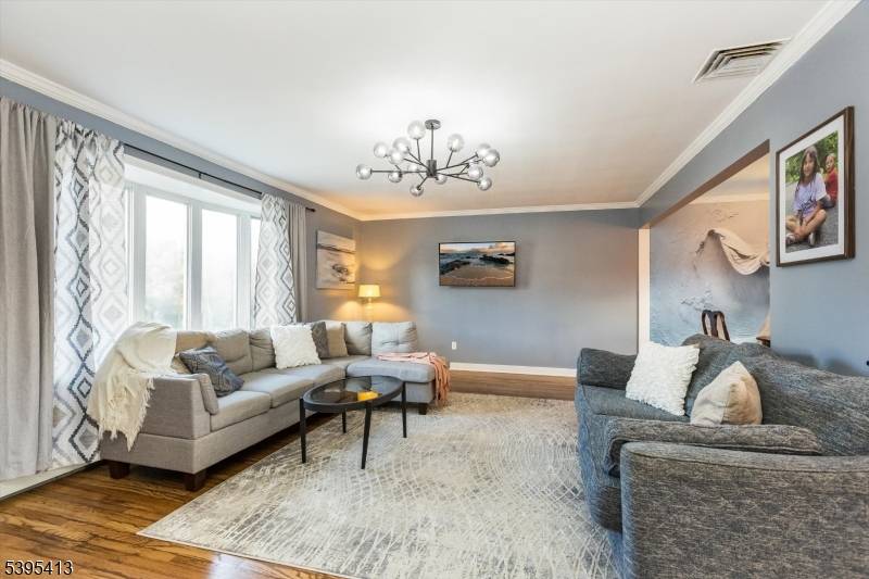 Verona Twp., NJ 07044,179 Grove Ave