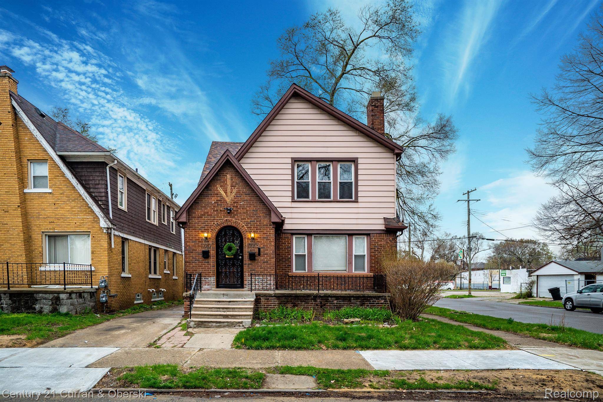 Detroit, MI 48221,17215 WARRINGTON DR