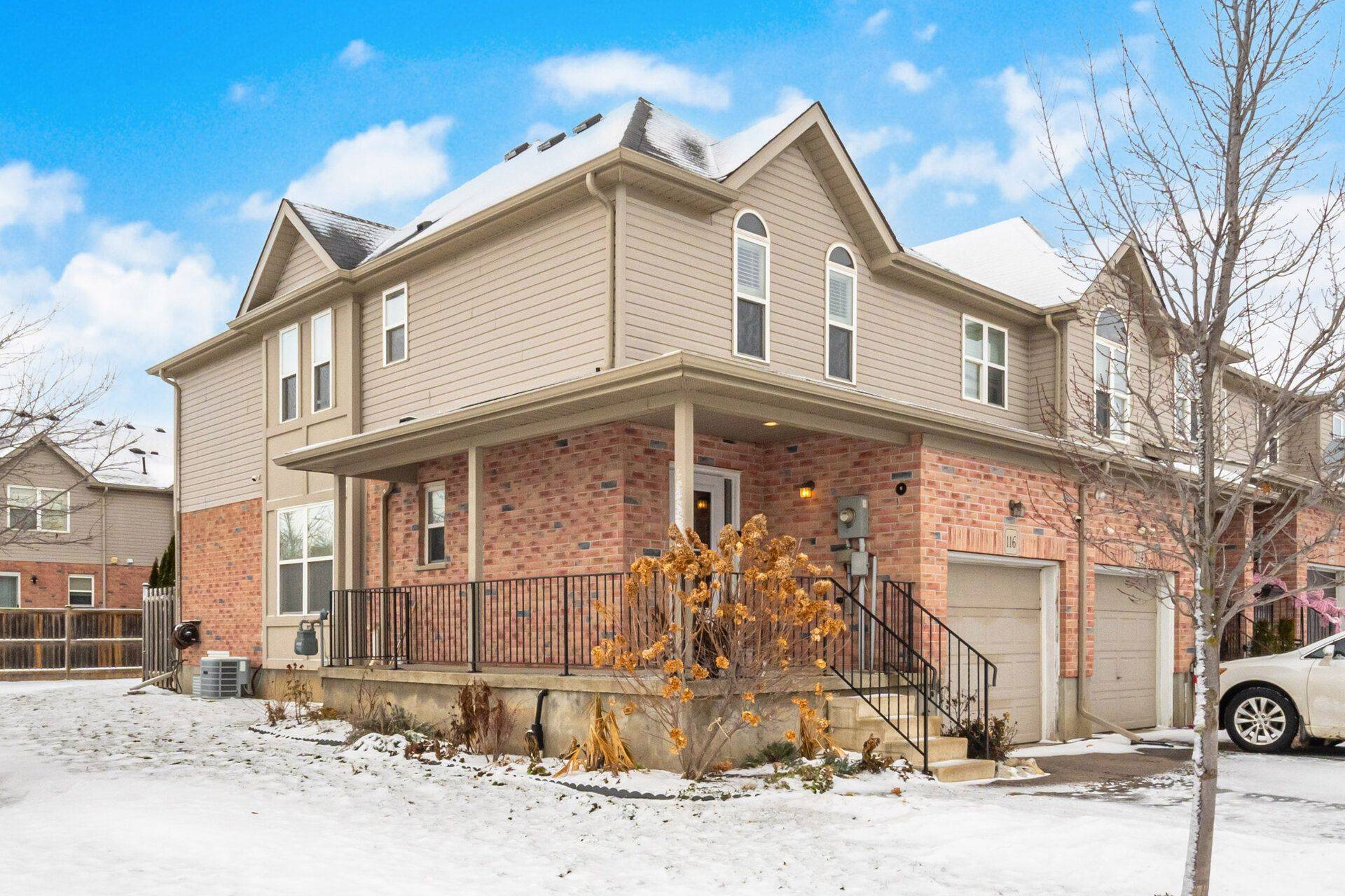 Kitchener, ON N2E 0A7,116 Brookfield CRES