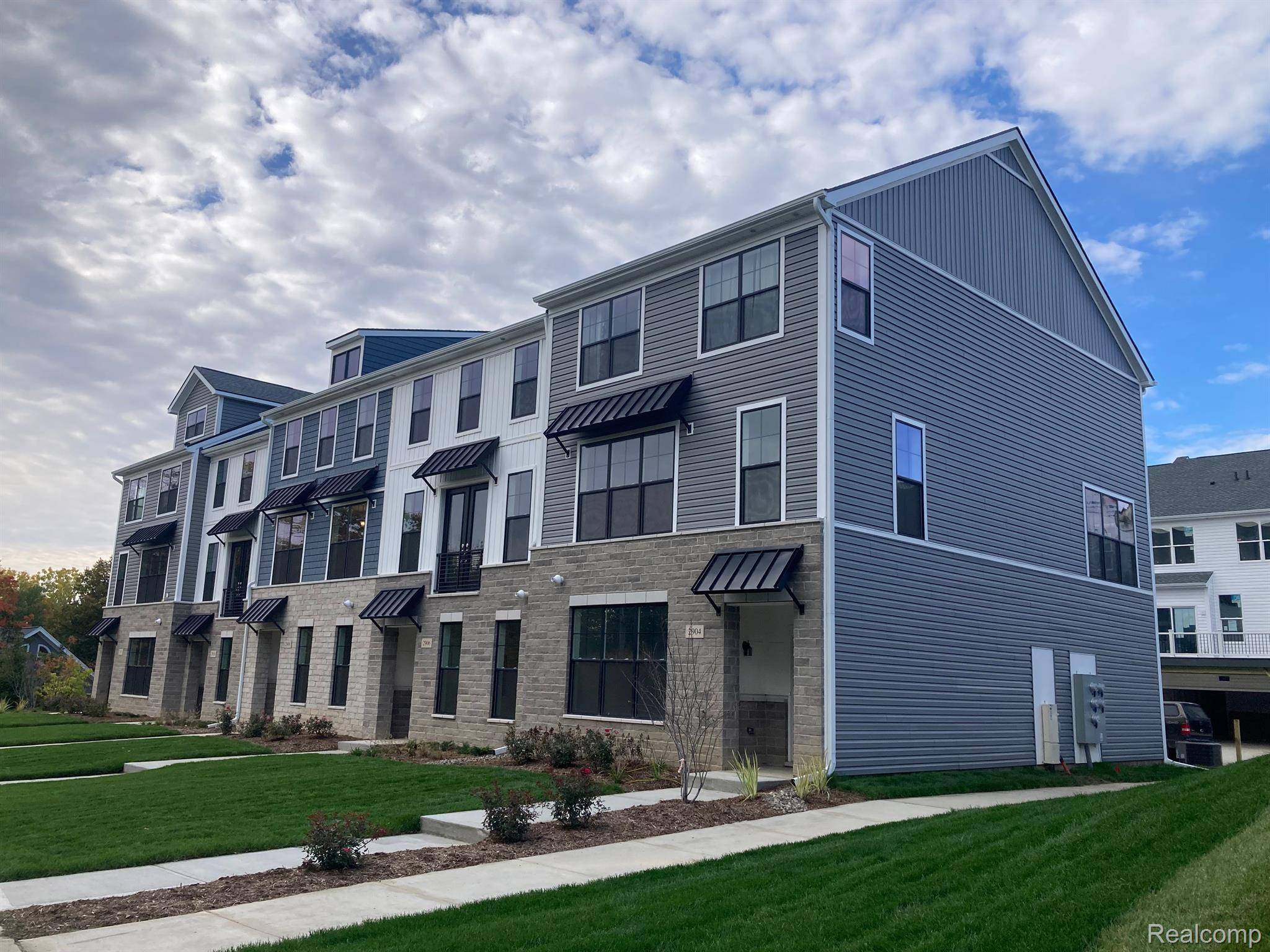 Ann Arbor, MI 48105,2908 RAYFIELD AVE