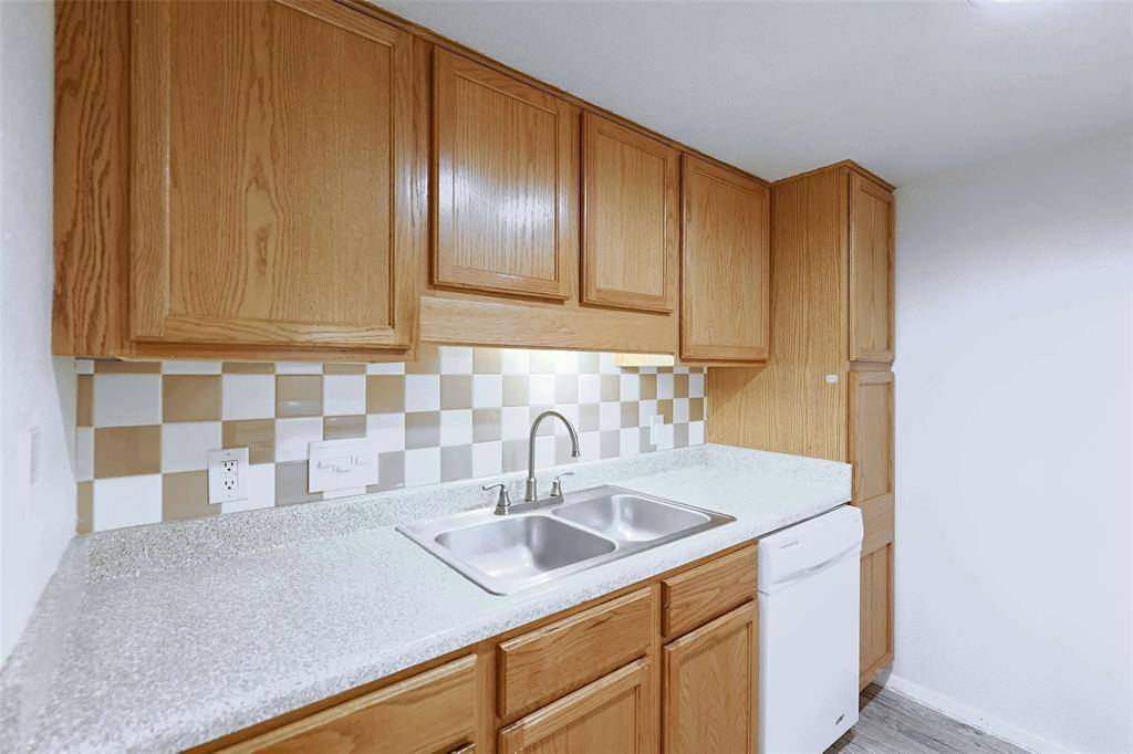 Austin, TX 78759,8405 Bent Tree Road #2221