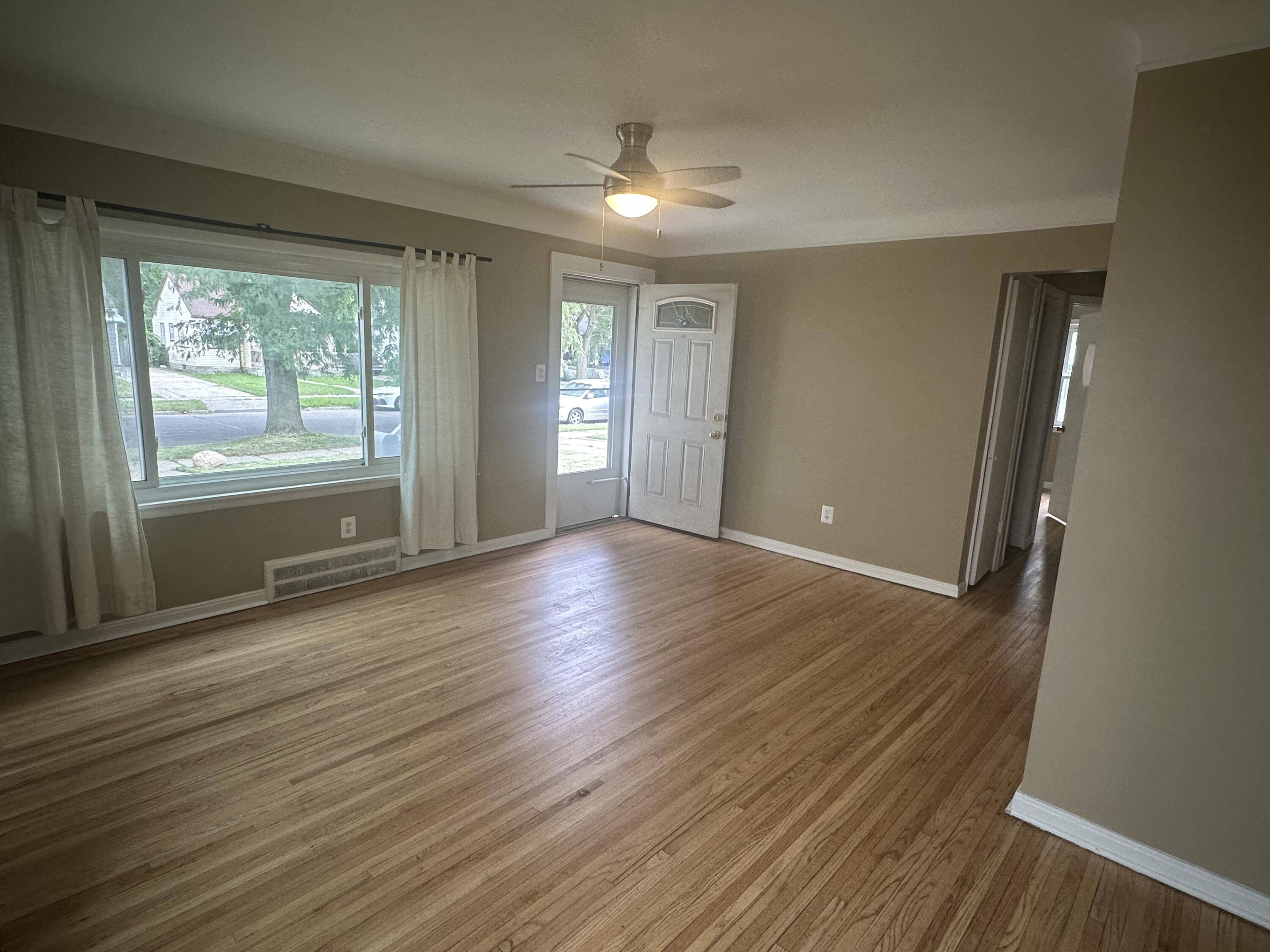 Detroit, MI 48228,6349 Archdale ST