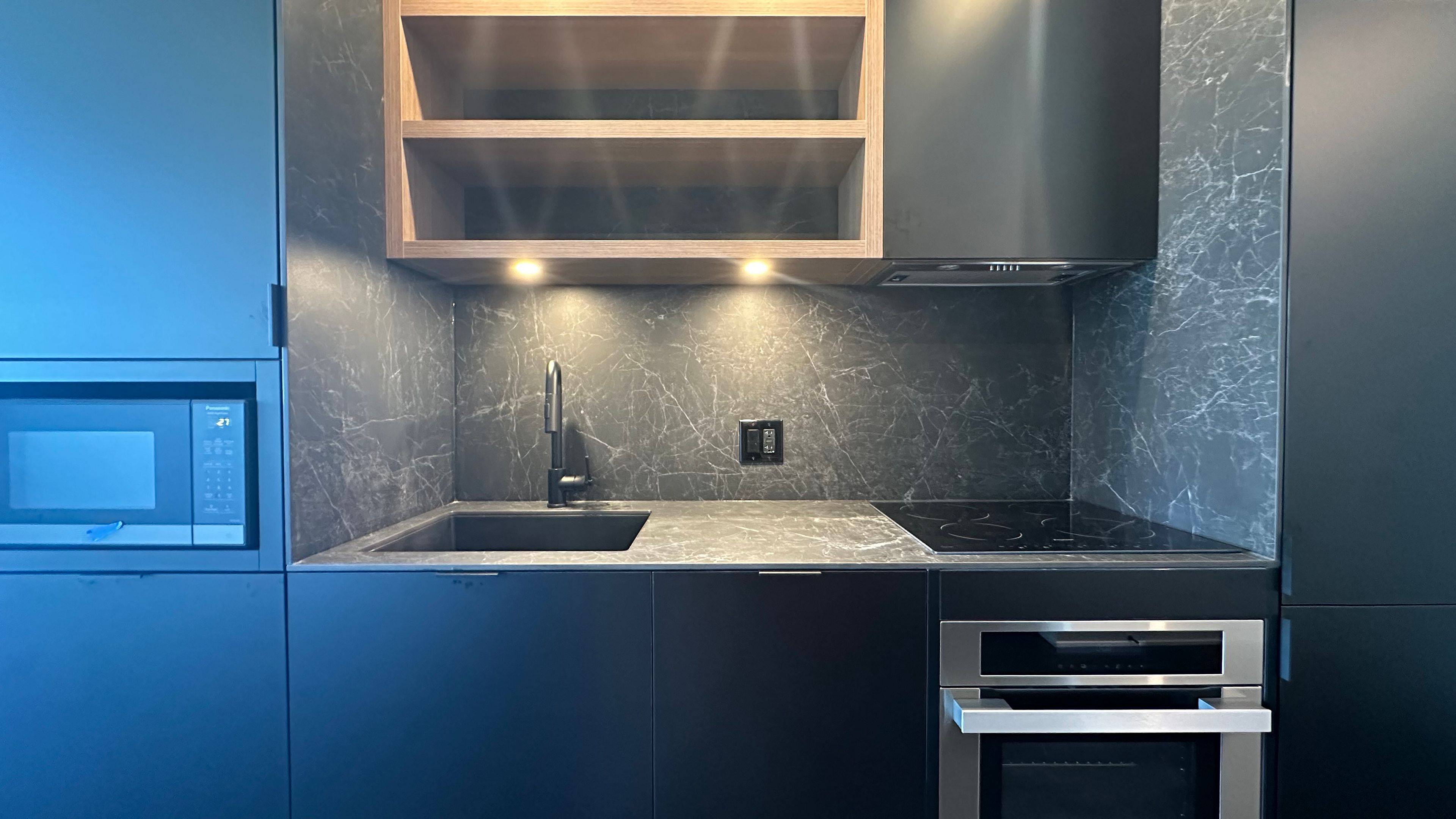 Toronto C08, ON M4Y 0J1,55 Charles ST E #3602