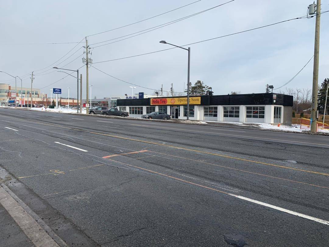 Richmond Hill, ON L4E 3N8,11623 Yonge ST #South