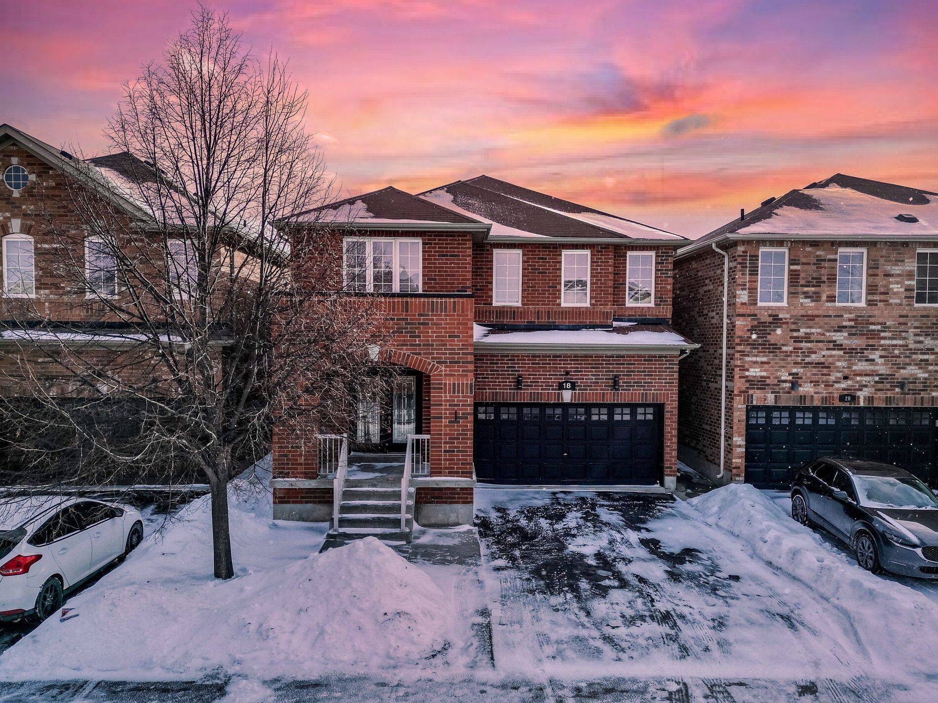 Brampton, ON L7A 0P2,18 Travis CRES