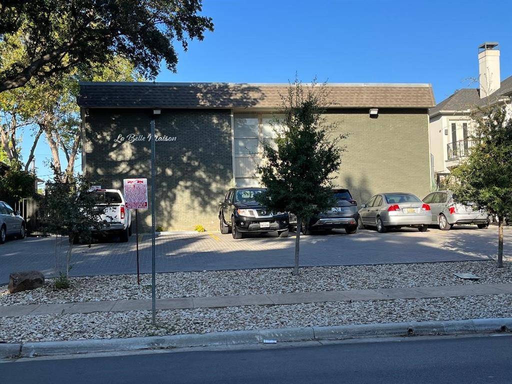 Dallas, TX 75219,4020 Rawlins Street #203