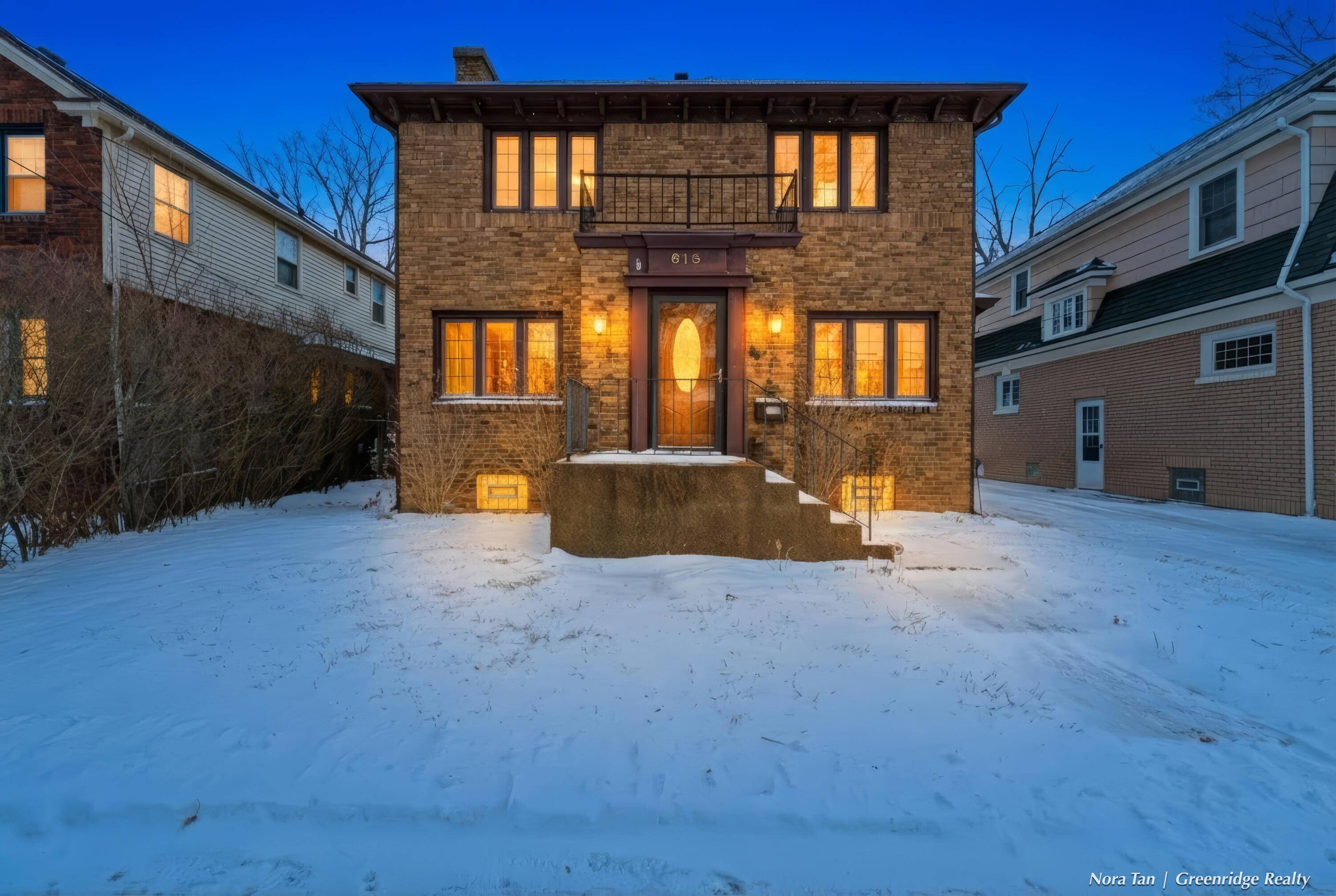 East Grand Rapids, MI 49506,616 Rosewood AVE SE