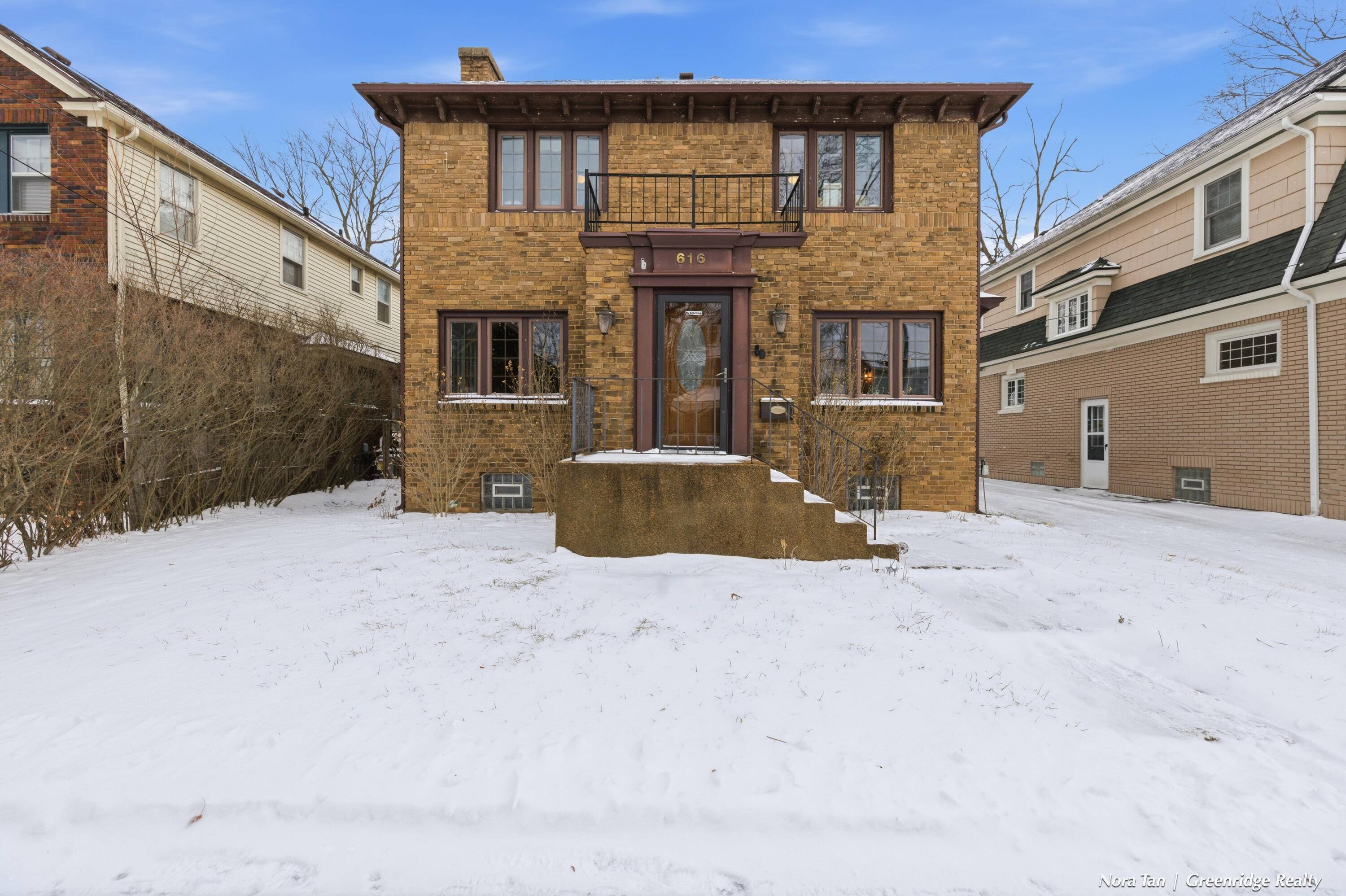 East Grand Rapids, MI 49506,616 Rosewood AVE SE