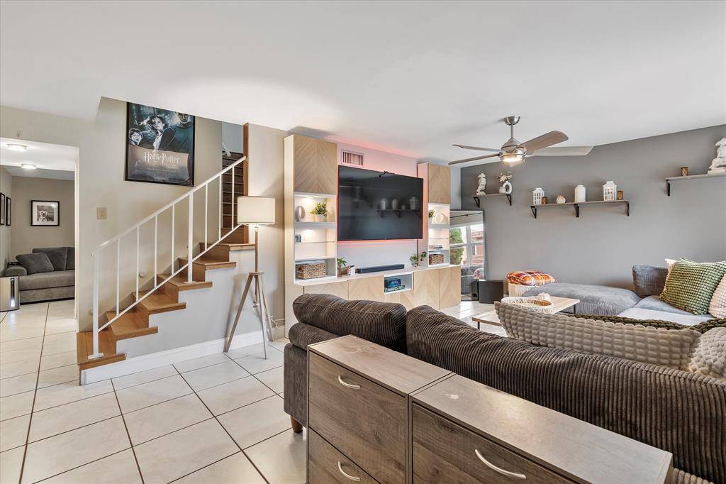 Davie, FL 33324,29 Laredo Pl #29