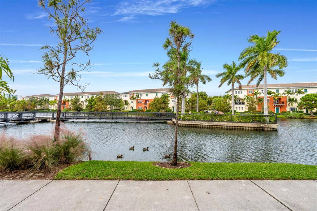 Pompano Beach, FL 33060,195 SW 7th St