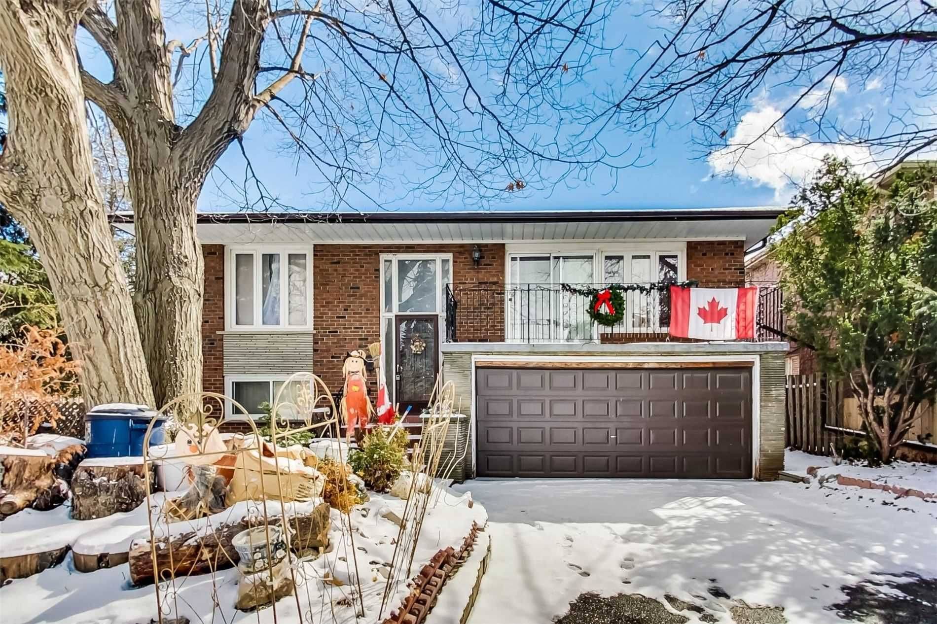 Toronto W05, ON M9L 1J1,7 Riverside DR