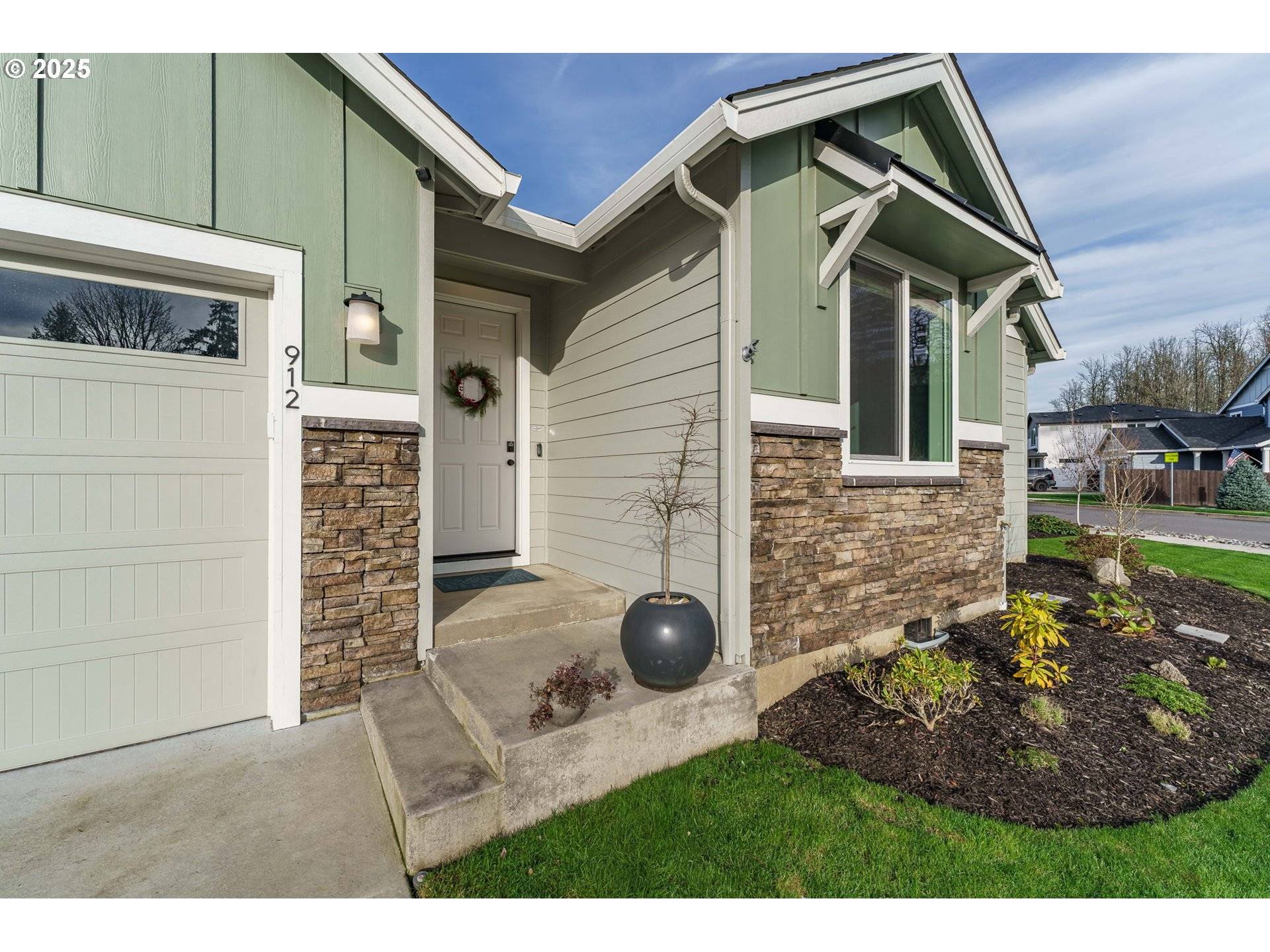 Battle Ground, WA 98604,912 NW 26TH WAY