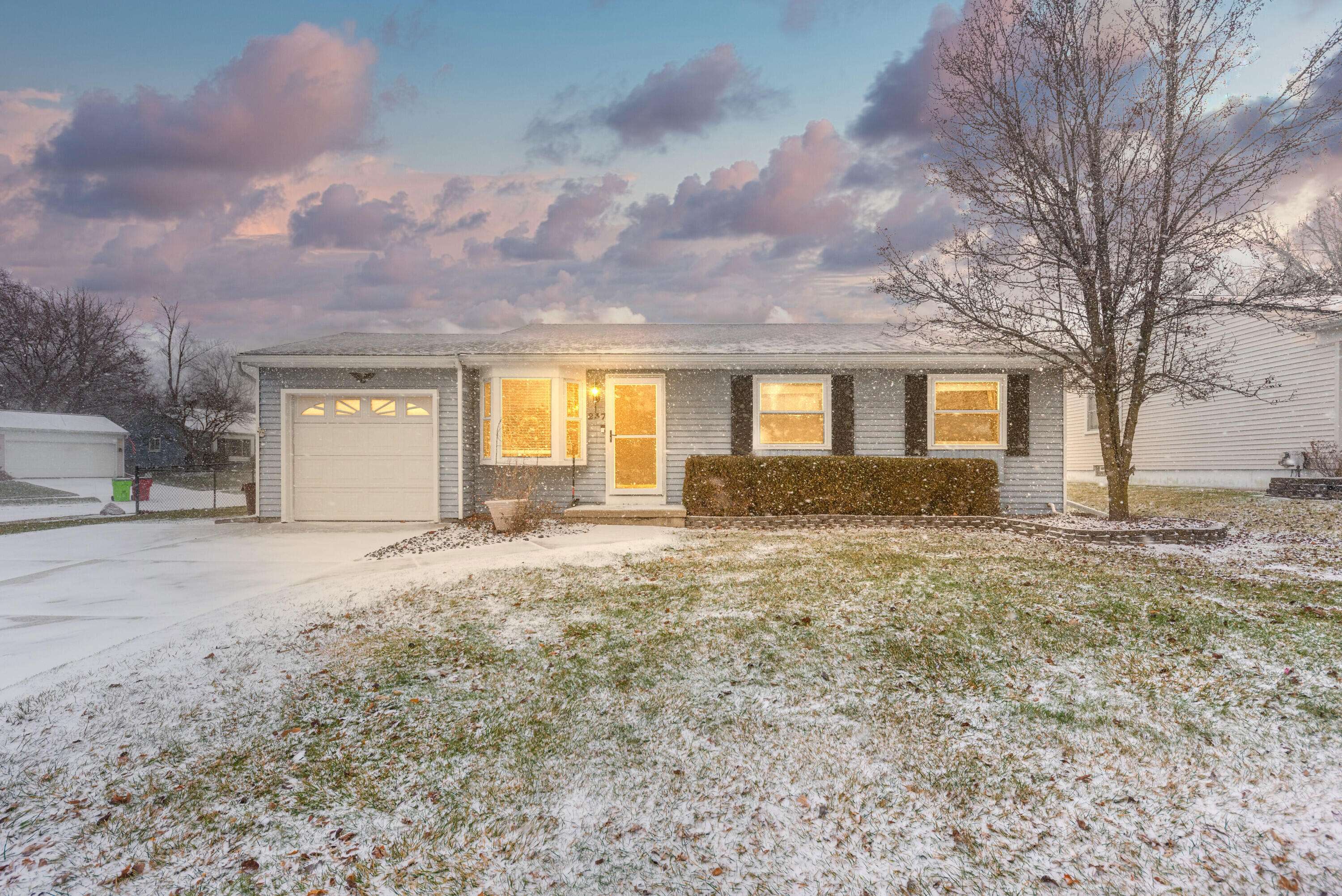 South Lyon, MI 48178,237 Winchester ST