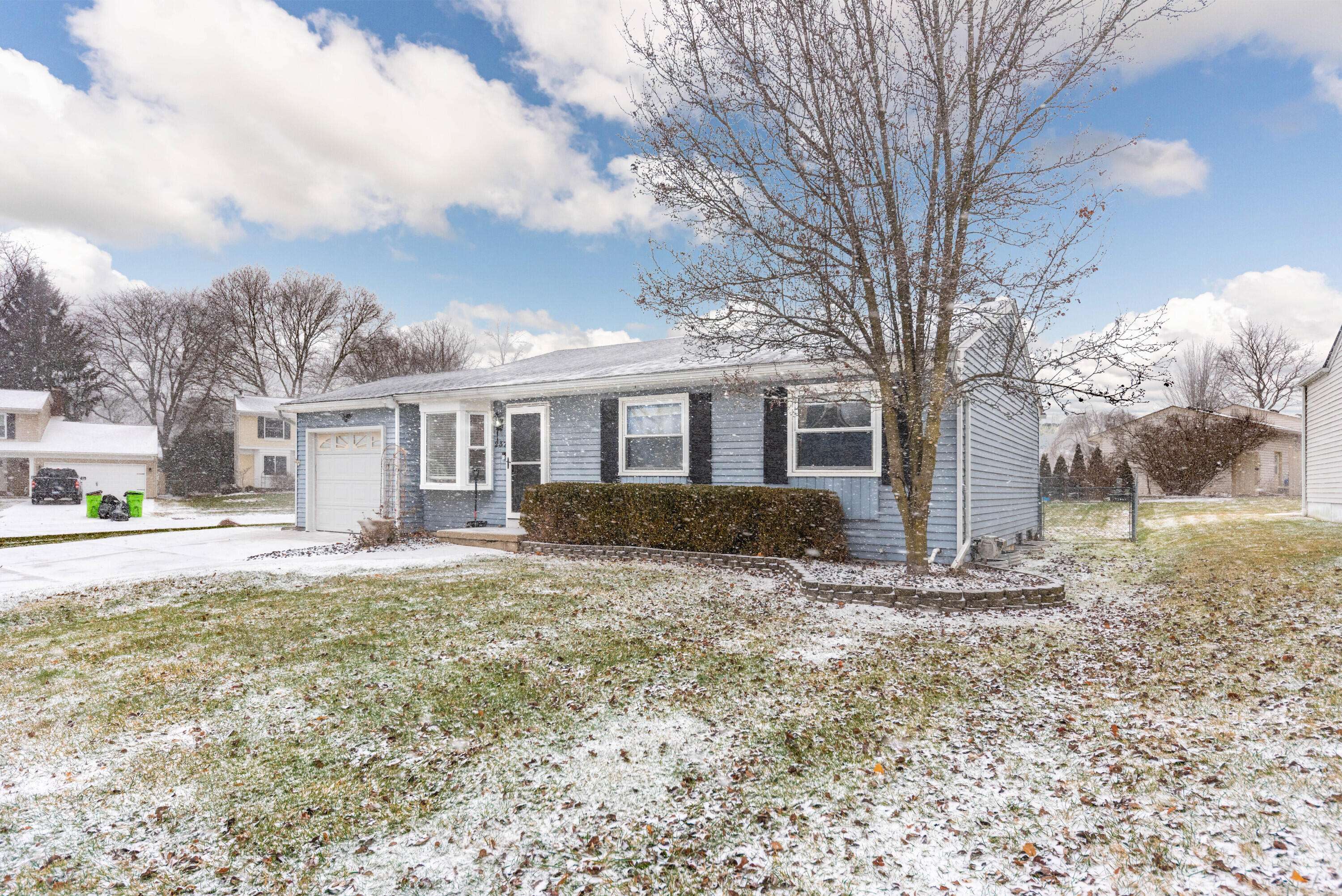 South Lyon, MI 48178,237 Winchester ST