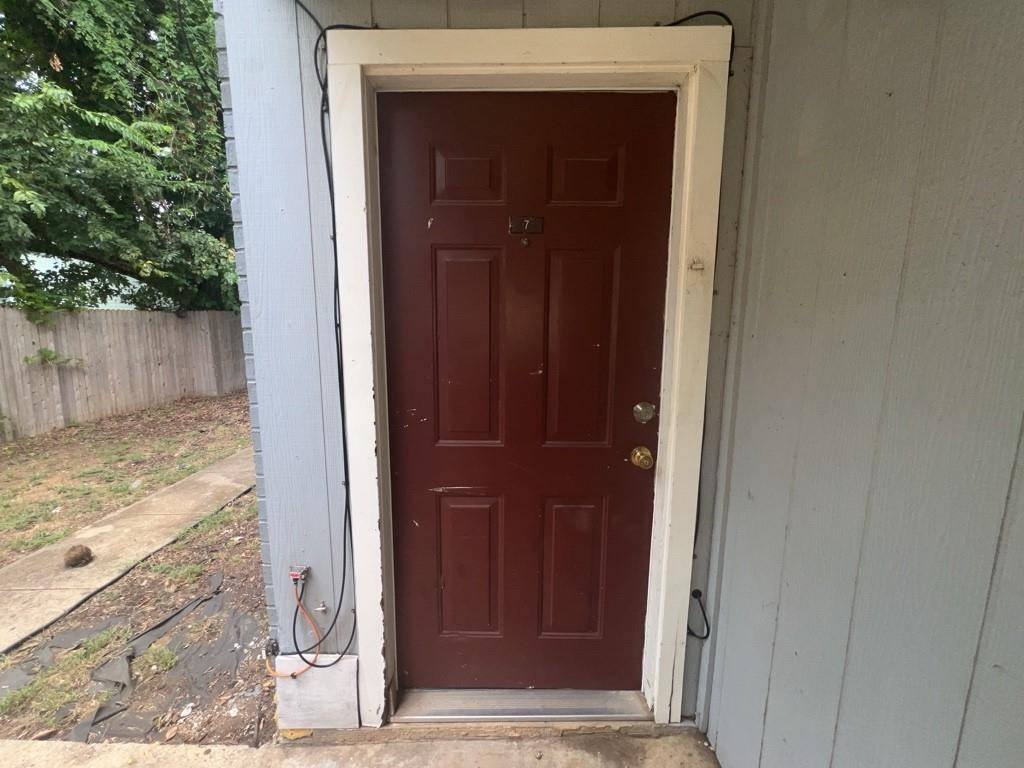 Denton, TX 76201,219 Fry Street #7