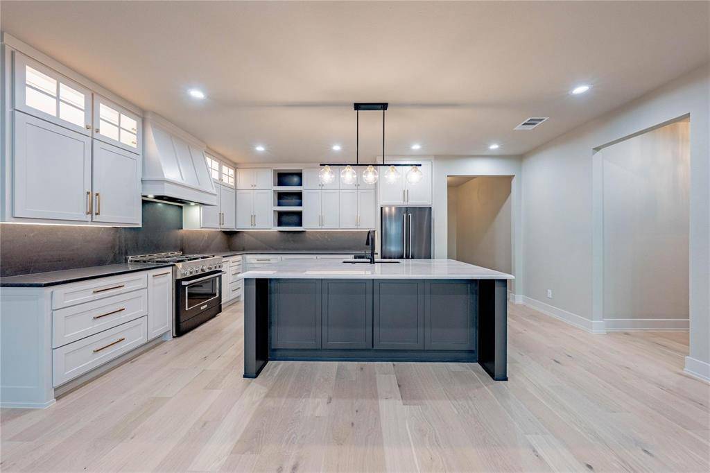 Tool, TX 75143,85 Isle Of View Drive