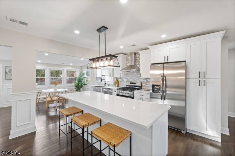 Morris Twp., NJ 07960,9 Dorothy Dr