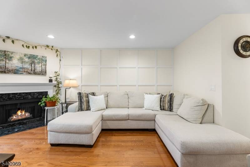 Franklin Twp., NJ 08873,7 Edith Pl