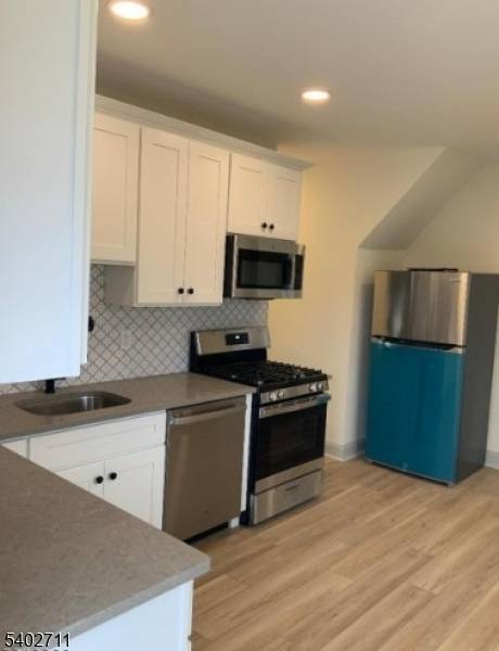 Butler Boro, NJ 07405,21 Bartholdi Ave