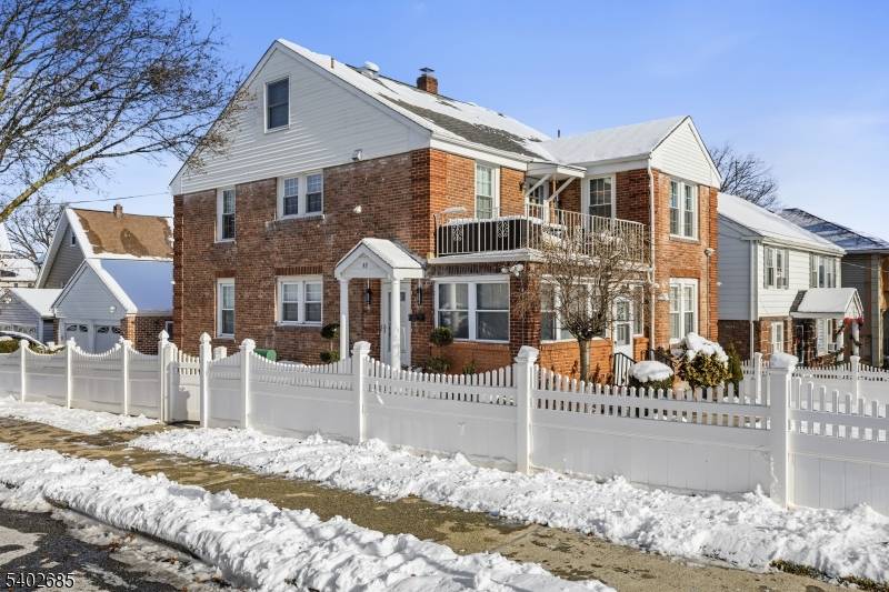 Clifton City, NJ 07011,48 Hobart Pl. Apt 2 #2