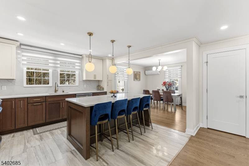 Clifton City, NJ 07011,48 Hobart Pl. Apt 2 #2