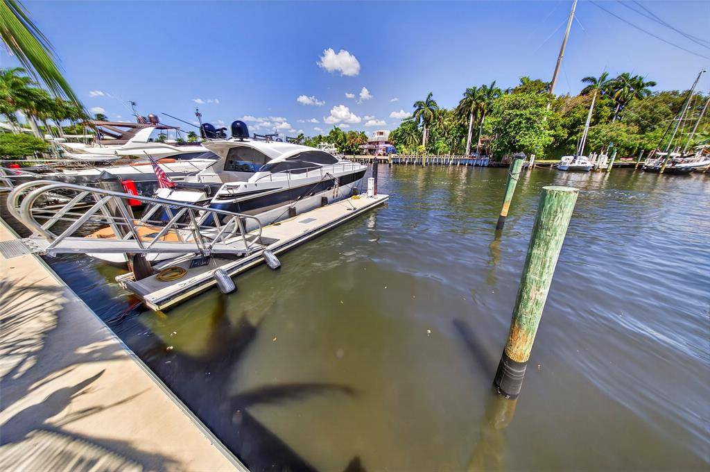 Fort Lauderdale, FL 33315,621 SW 5 Place