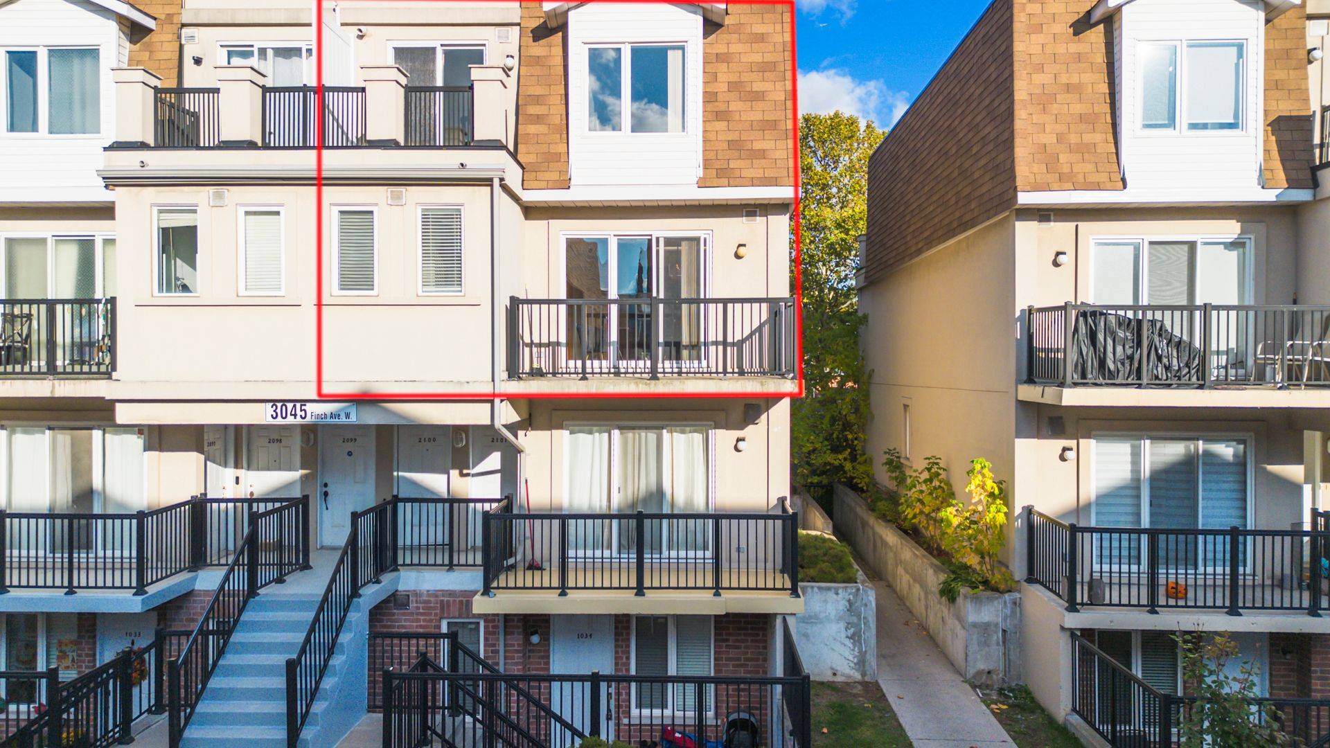 Toronto W05, ON M9M 0A5,3045 Finch AVE W #2101