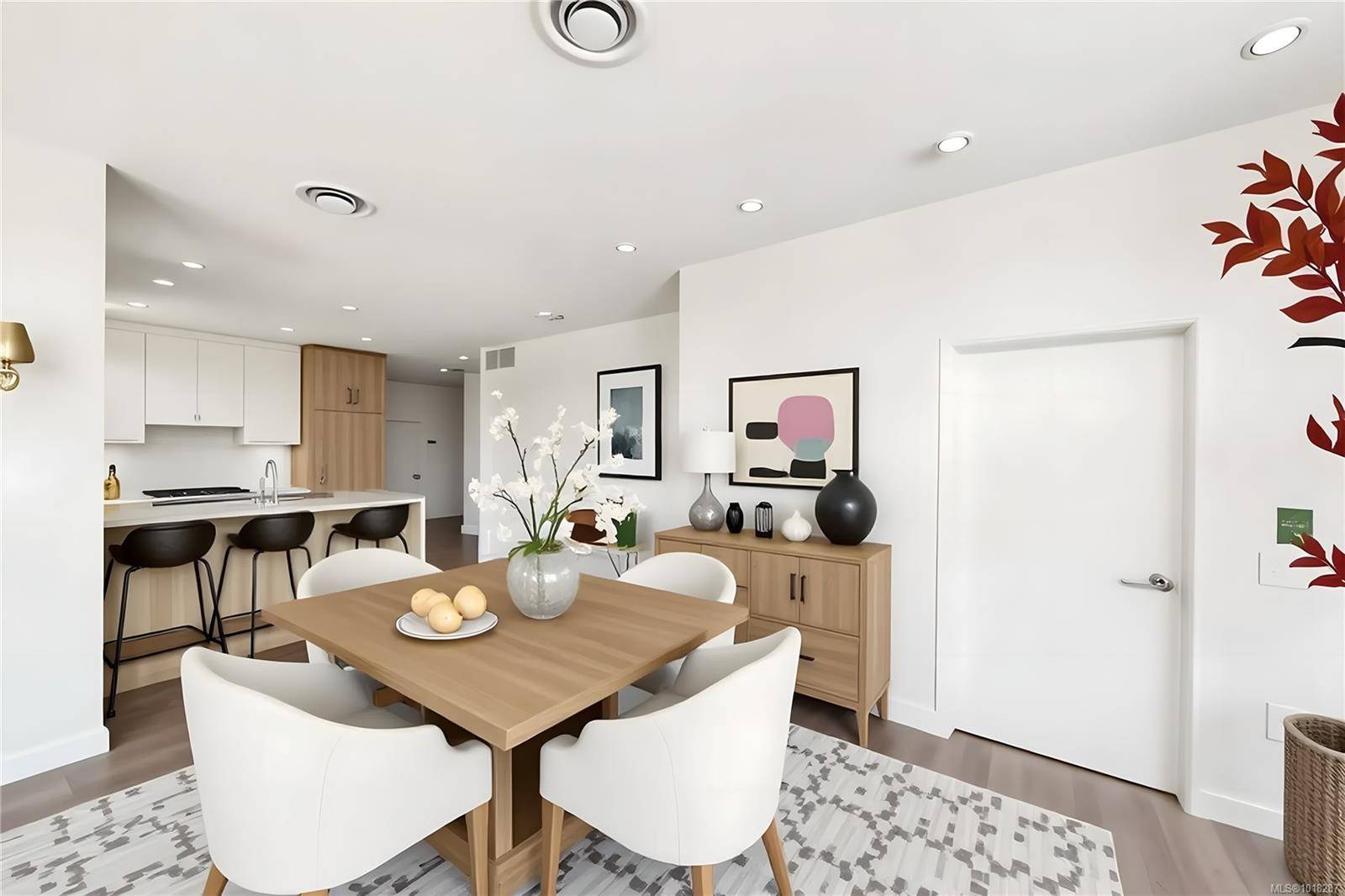 Sidney, BC V8L 2W5,9570 Fifth St #204