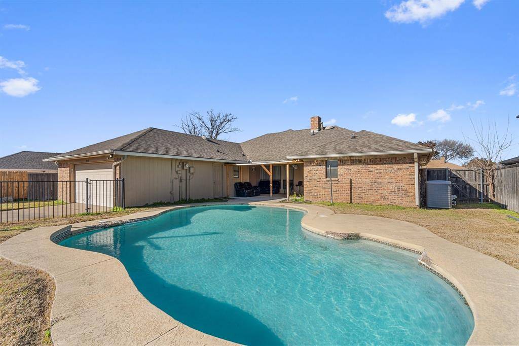 Carrollton, TX 75006,2220 Cedar Circle