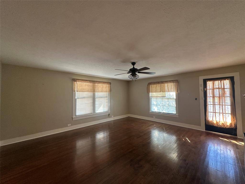 Gorman, TX 76454,407 N Kent Street