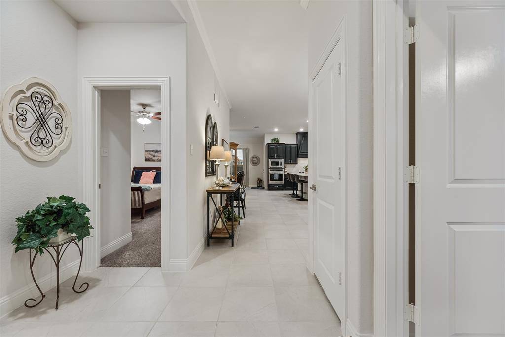 Little Elm, TX 75068,1313 Benavites Drive