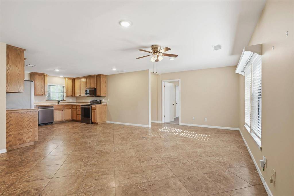 Clyde, TX 79510,1710 Alamo Court