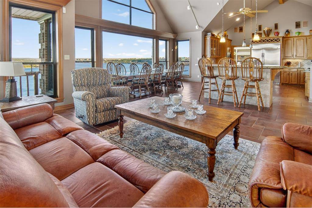 Graford, TX 76449,200 Oyster Bay