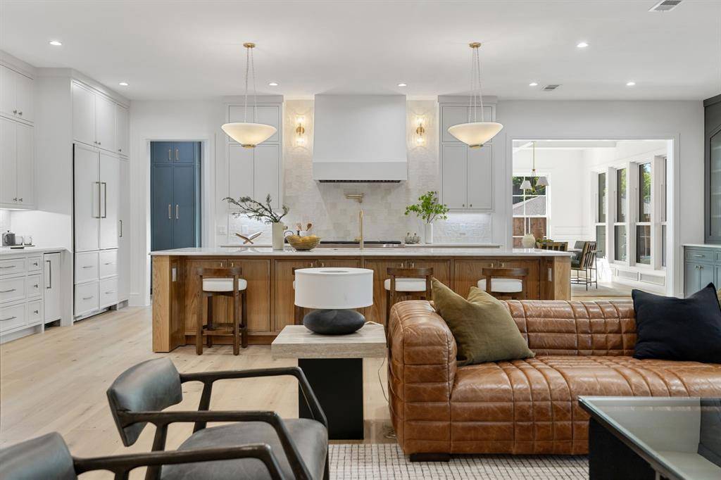 Dallas, TX 75244,12515 Planters Glen Drive