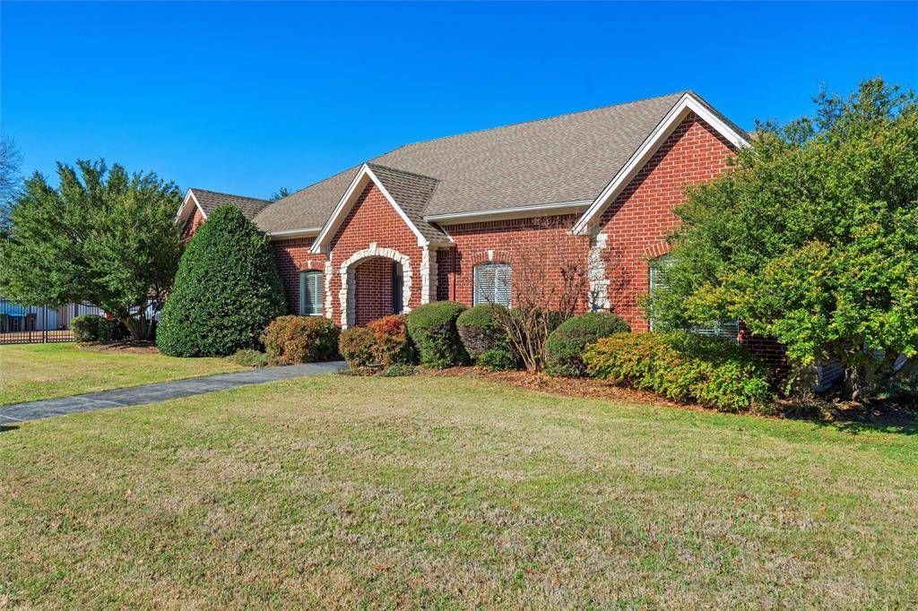 Fort Worth, TX 76132,6600 Meadows West Drive S