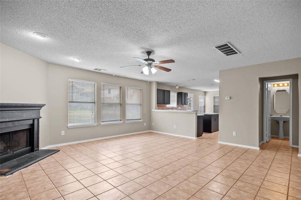 Fort Worth, TX 76123,8413 Southern Prairie Drive