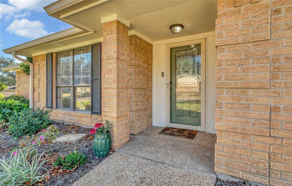 Woodway, TX 76712,300 Trailview Drive