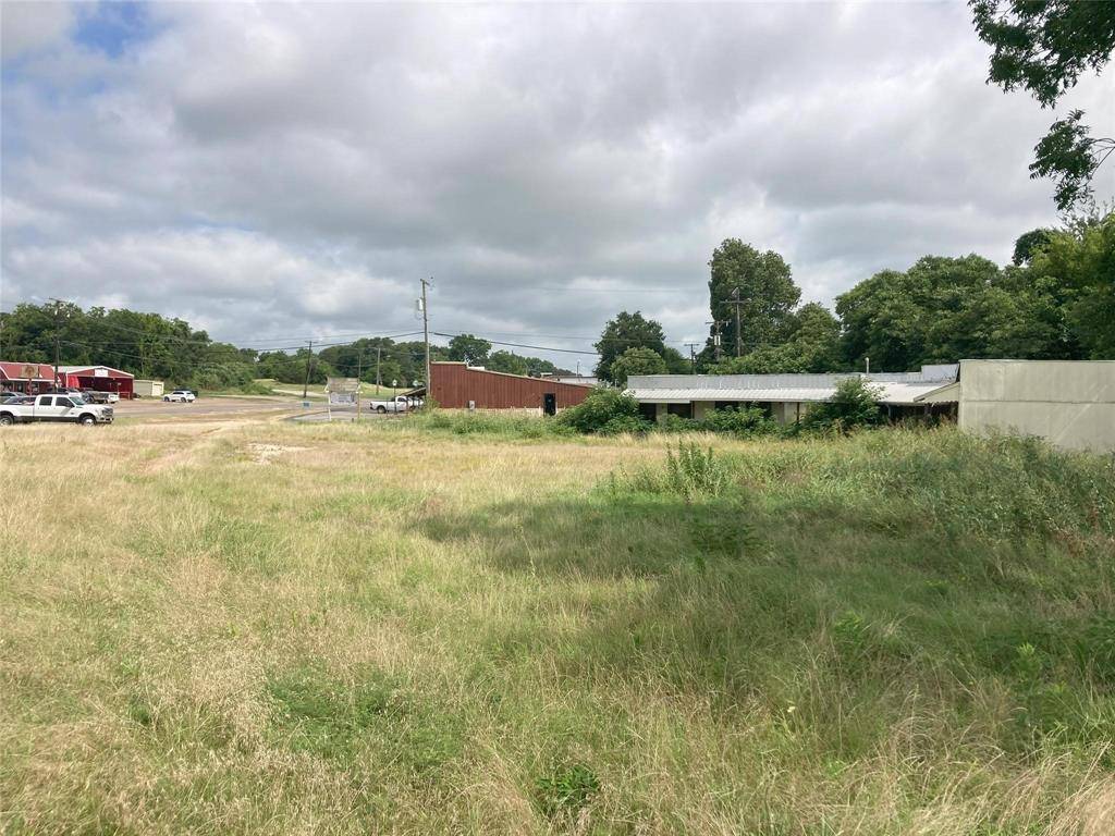 Alvarado, TX 76009,100 N Parkway Drive