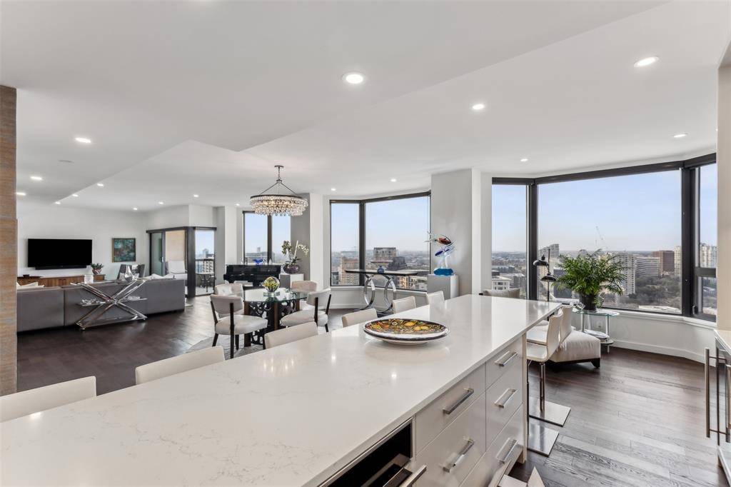 Dallas, TX 75204,3030 Mckinney Avenue #2305