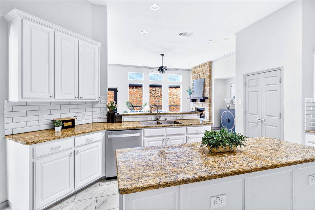 Frisco, TX 75033,10082 Planters Row Drive