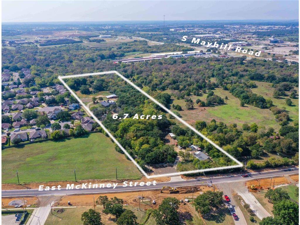 Denton, TX 76208,5094 E Mckinney Street