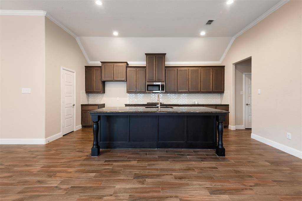 Argyle, TX 76226,920 10th Street